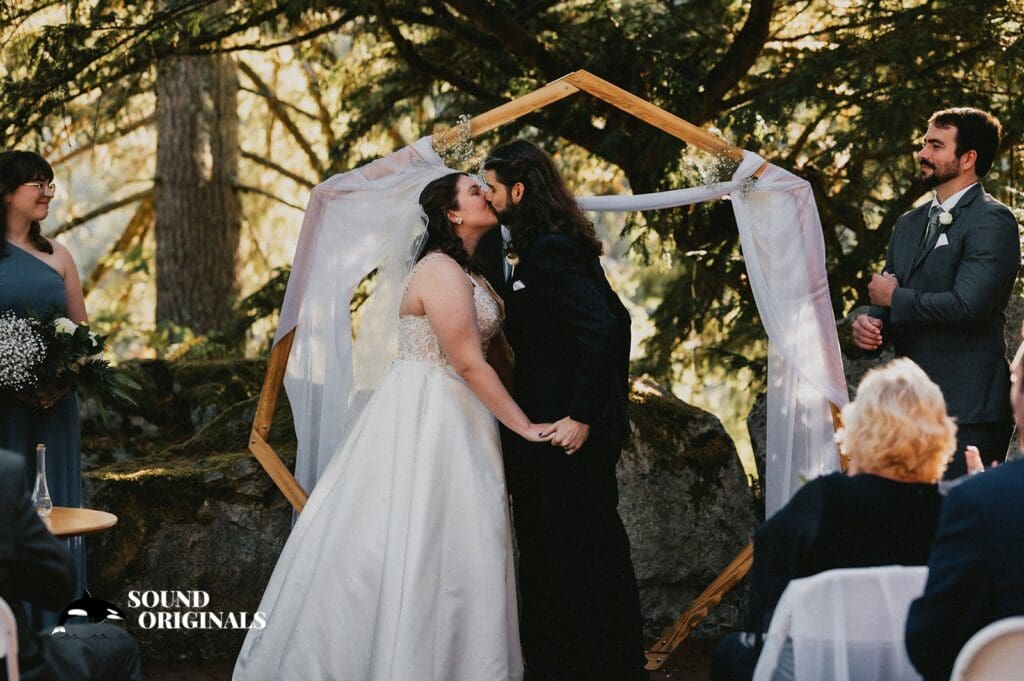 Northwest Trek Wedding // Amanda + Gavin -