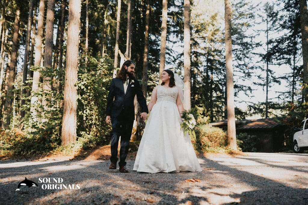 Northwest Trek Wedding // Amanda + Gavin -