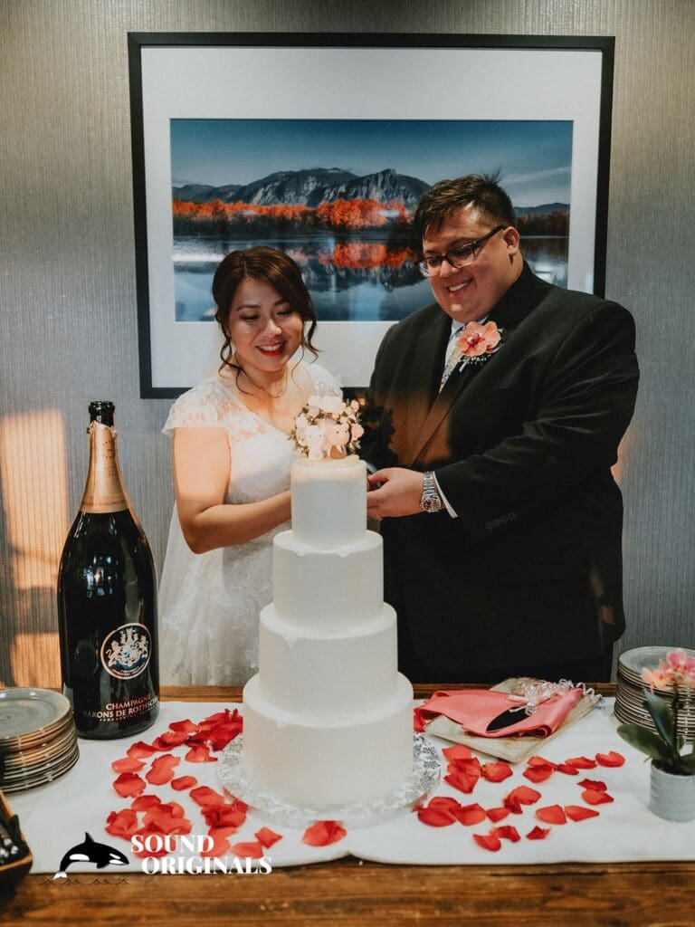 Salish Lodge & Spa Wedding // Bradley & Rungnapa -
