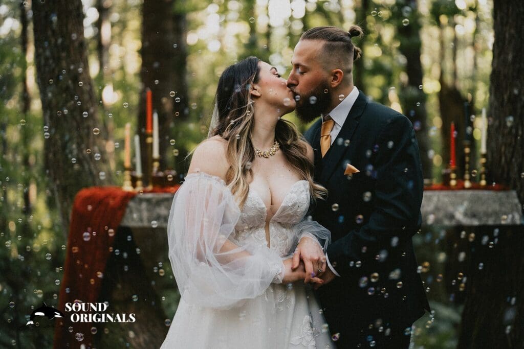Alex + Hunter Wellspring Spa & Retreat Wedding // Alex + Hunter -