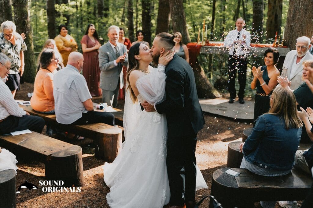 Alex + Hunter Wellspring Spa & Retreat Wedding // Alex + Hunter -