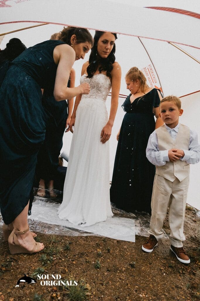 Julie + Tony YMCA of the Rockies Wedding // Julie + Tony -