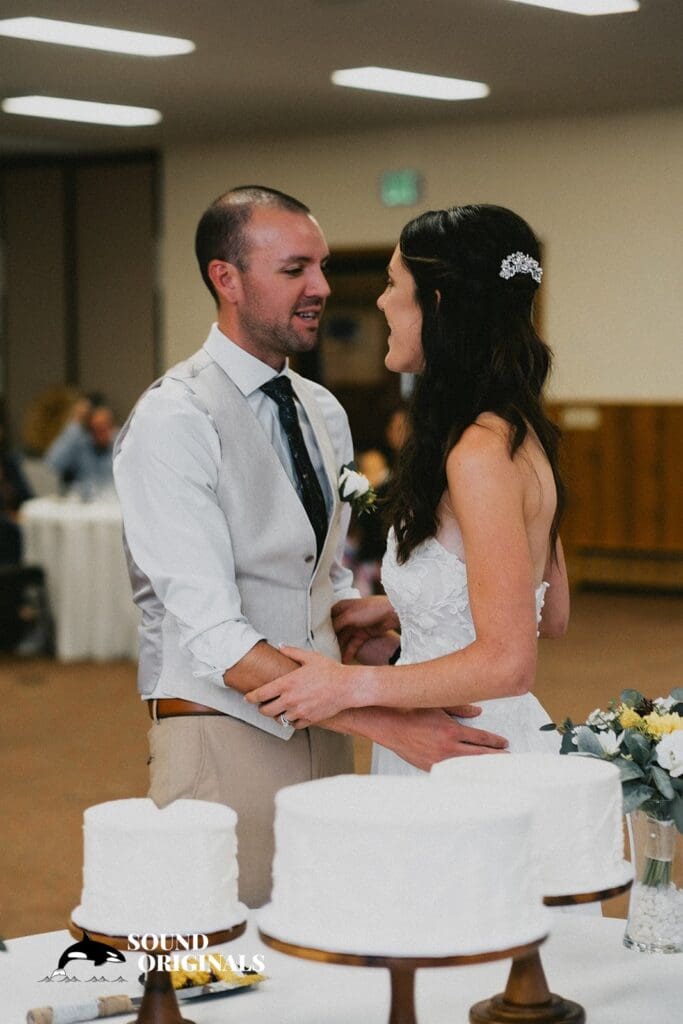 Julie + Tony YMCA of the Rockies Wedding // Julie + Tony -