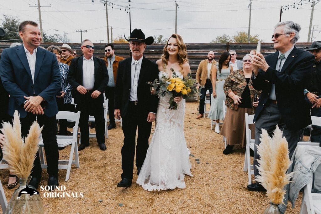 The Vintage Rail Wedding // Tracie + Aaron -