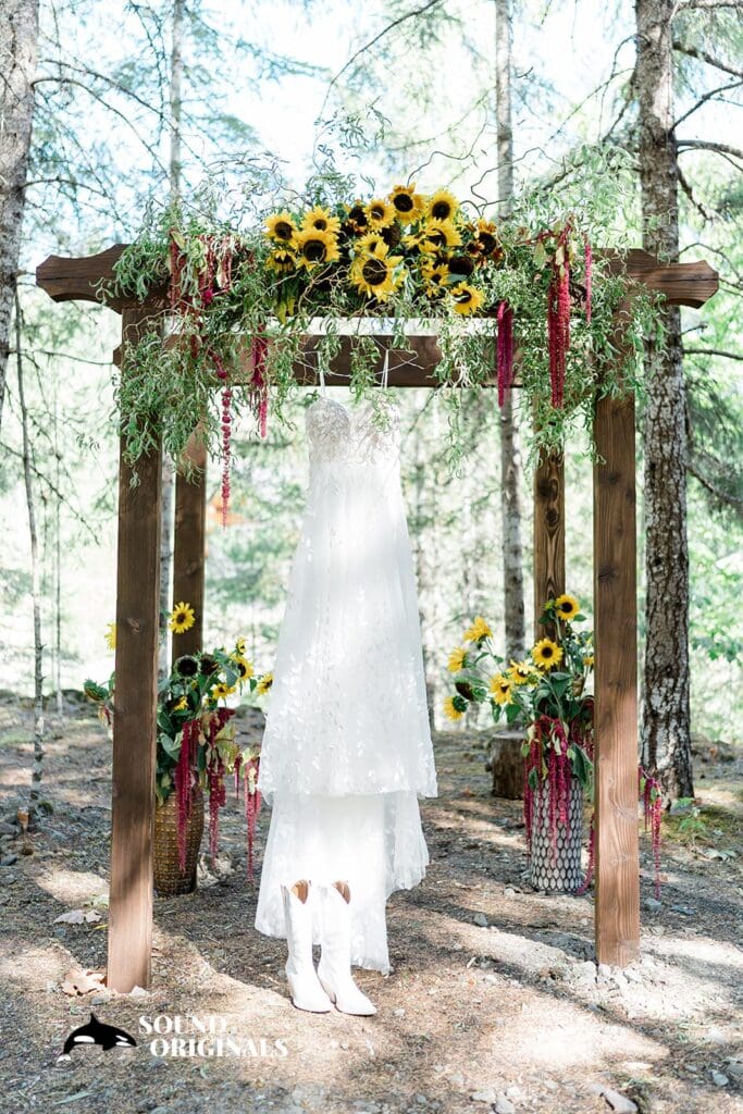 Kelsey + George Backyard Wedding // Kelsey + George -