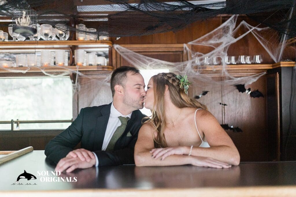 The Ruins Hood River Wedding // Lauren + Zac -