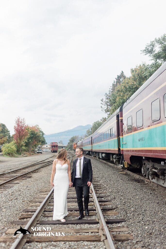 The Ruins Hood River Wedding // Lauren + Zac -
