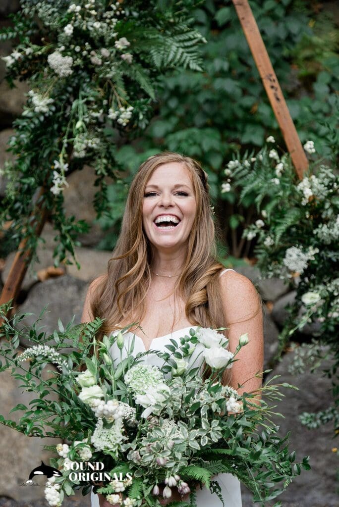 The Ruins Hood River Wedding // Lauren + Zac -