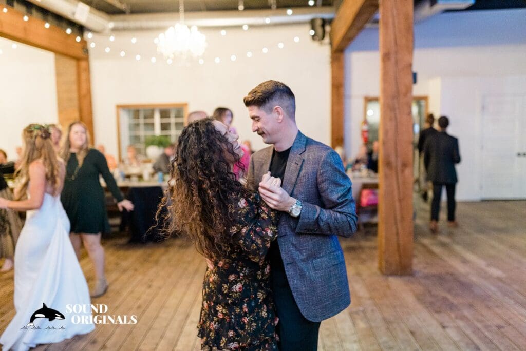 The Ruins Hood River Wedding // Lauren + Zac -