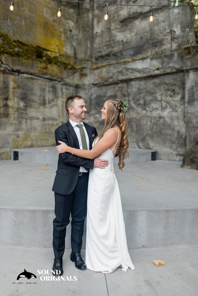 The Ruins Hood River Wedding // Lauren + Zac -
