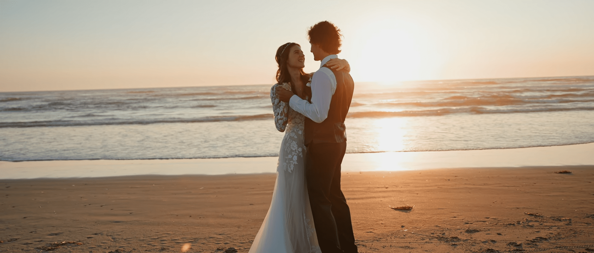 Cannon Beach Wedding Video // Carley & Mitchell -