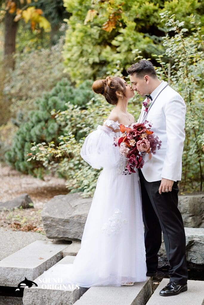 Lake Wilderness Lodge Wedding // Maria + Jonah -