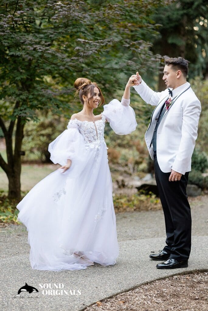 Lake Wilderness Lodge Wedding // Maria + Jonah -