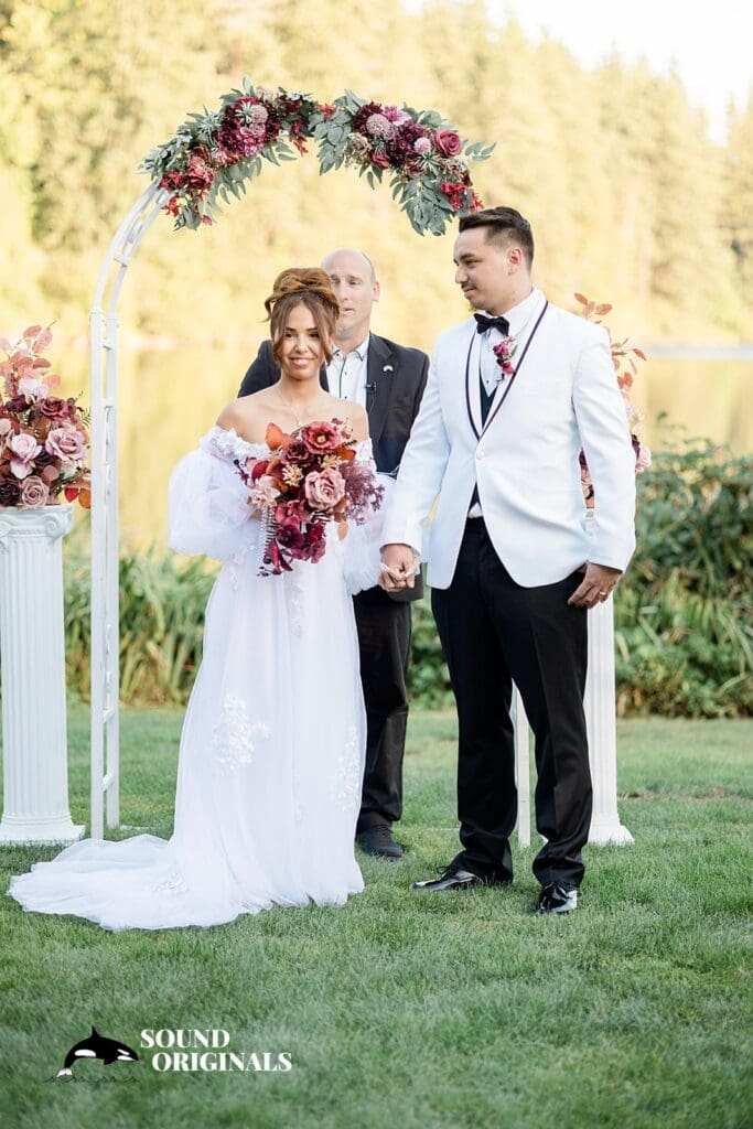 Lake Wilderness Lodge Wedding // Maria + Jonah -