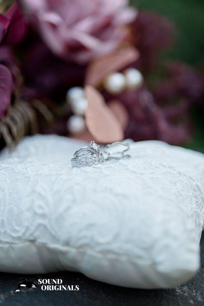 Lake Wilderness Lodge Wedding // Maria + Jonah -