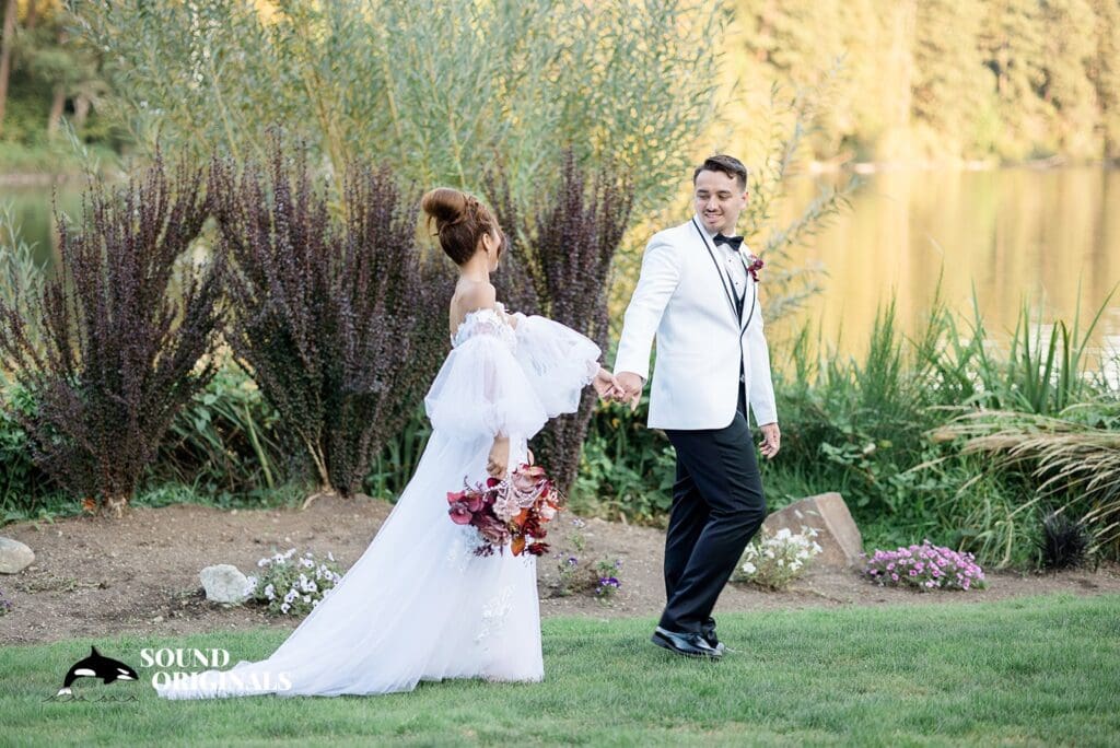 Lake Wilderness Lodge Wedding // Maria + Jonah -