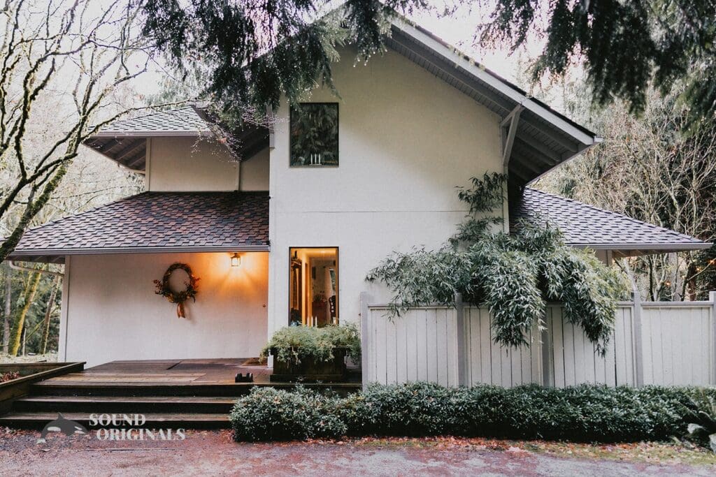 Private Home Wedding // Adrienne + Ian -