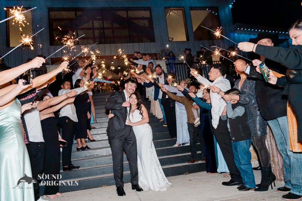 Starshine Texas Wedding // Brandon + Laura -
