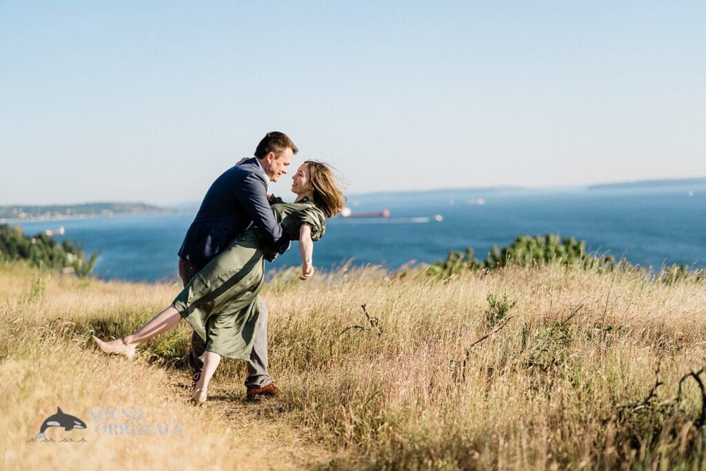 25 STUNNING Locations for Engagement Photos in Seattle -