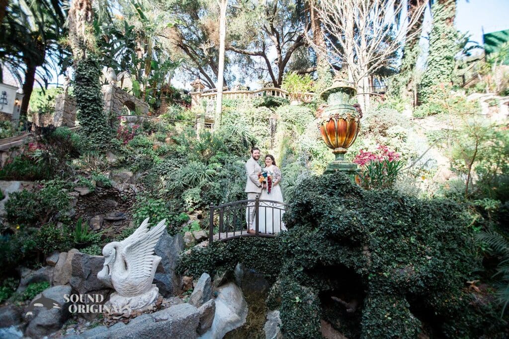 The Houdini Estate Wedding // Victoria + Brian -