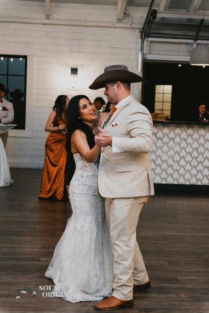 Morgan Creek Barn Wedding // Lorena + Justin -