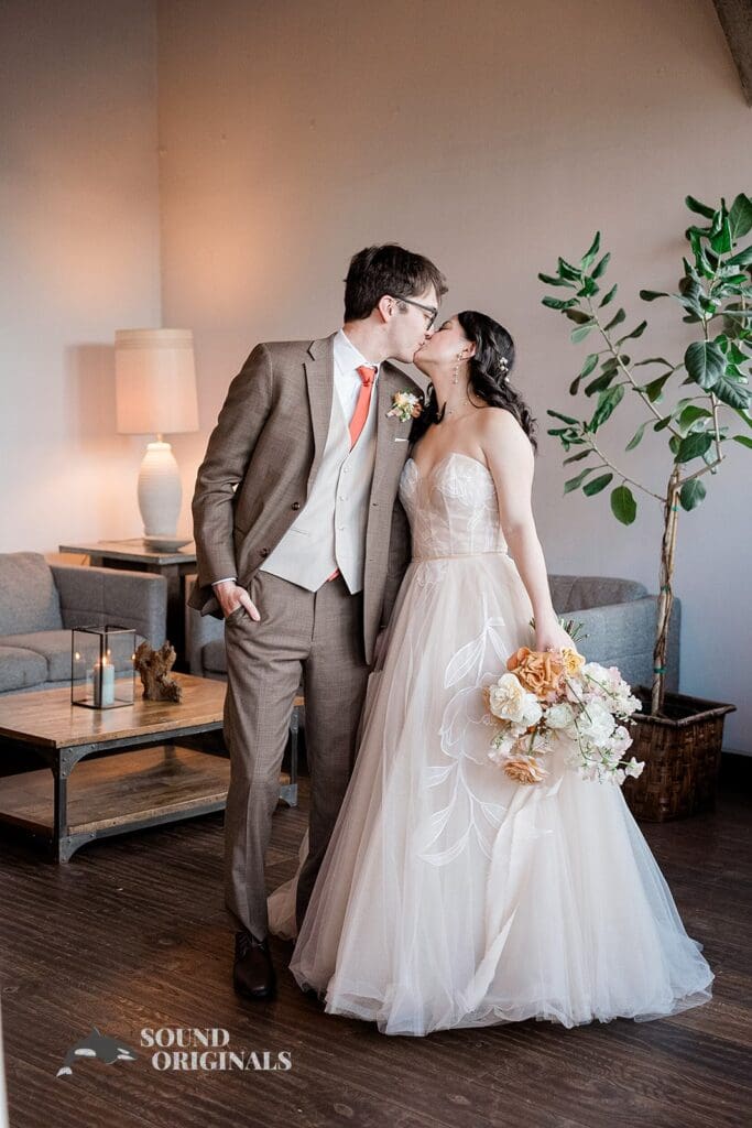SoDo Park Wedding // Reeghan + Cameron -