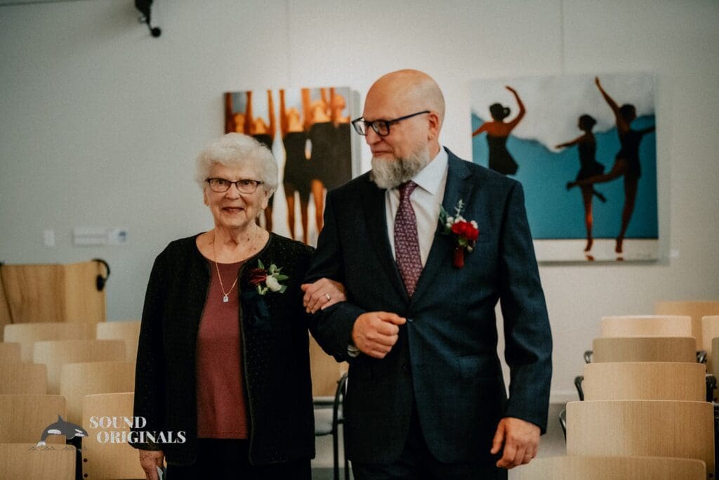 University Unitarian Church Wedding // Laura + Jonathan -