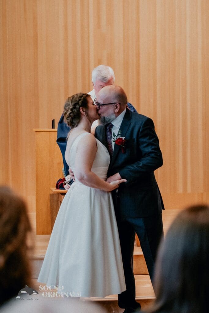 University Unitarian Church Wedding // Laura + Jonathan -