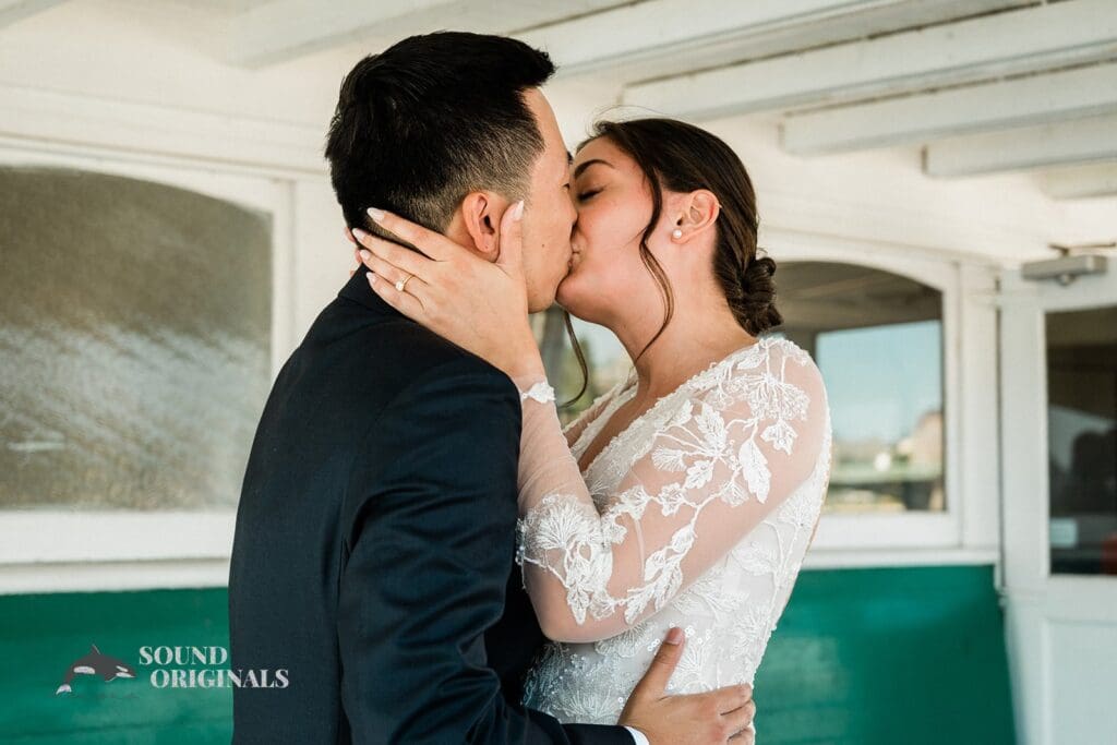 MV Skansonia Wedding // Kevin + Annalisa -
