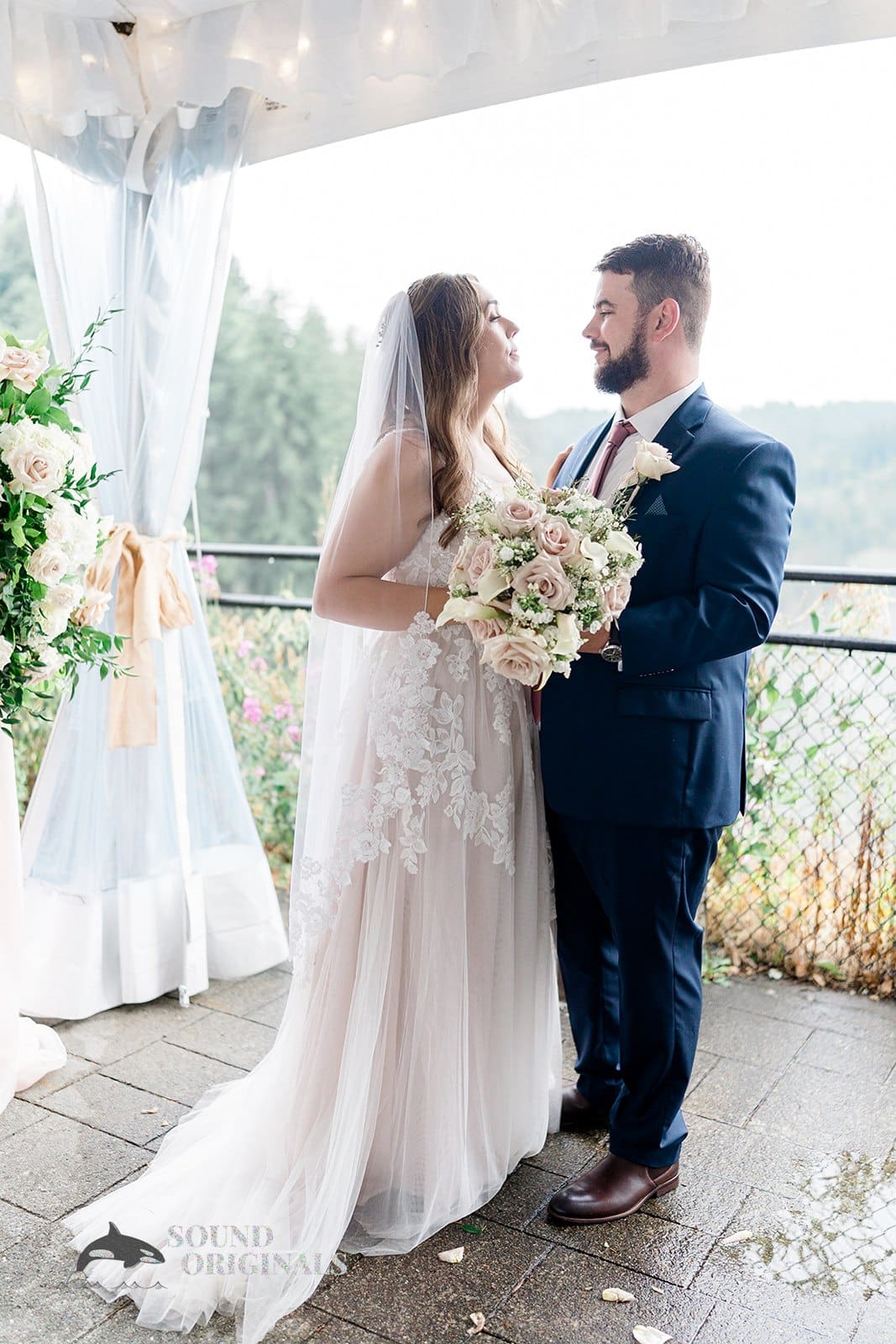 Salish Lodge & Spa Wedding // Amanda + Zachary -