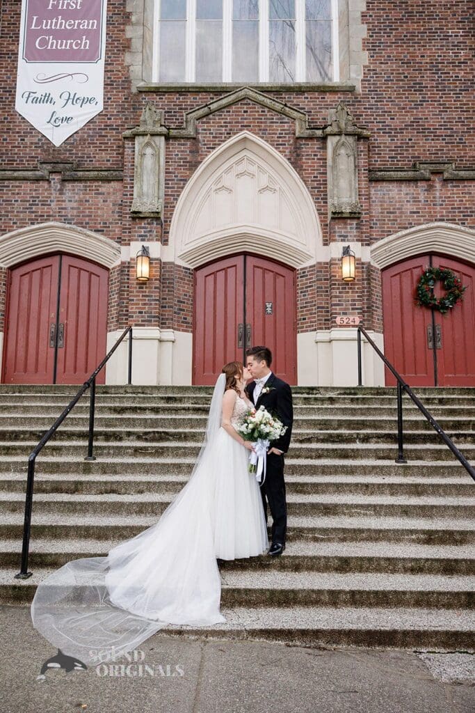 Tacoma Country & Golf Club Wedding // Brianna & Erik -