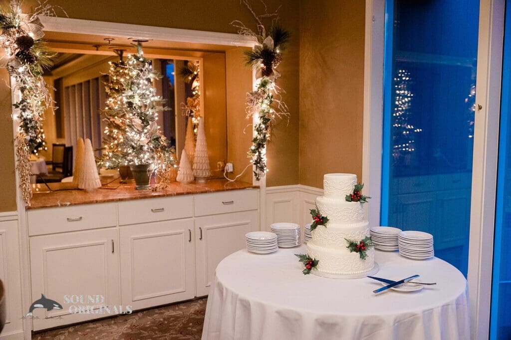 Tacoma Country & Golf Club Wedding // Brianna & Erik -