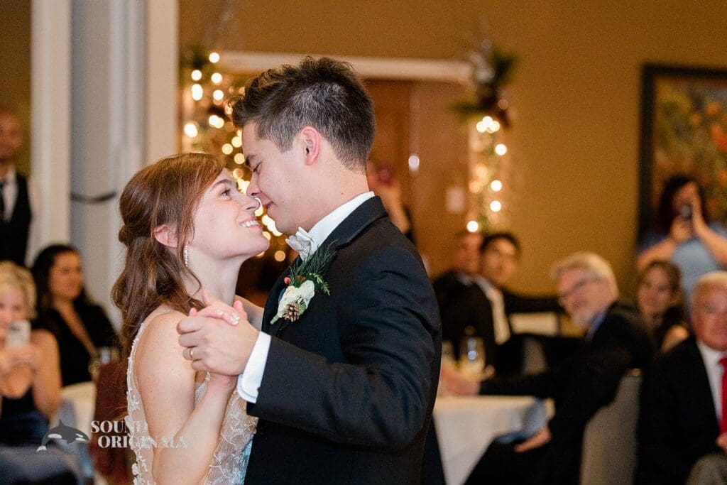 Tacoma Country & Golf Club Wedding // Brianna & Erik -