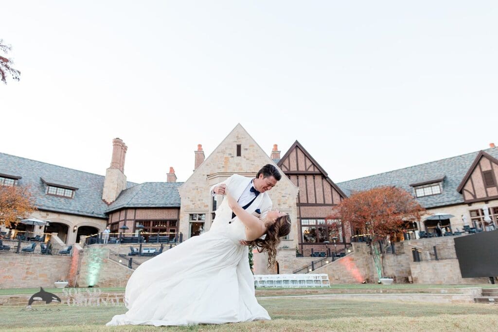 Dallas Country Club Wedding // Emily + John-Isaac -