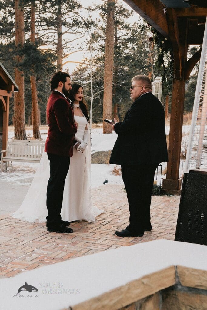 Della Terra Mountain Chateau Wedding // Madison + Jonathan -