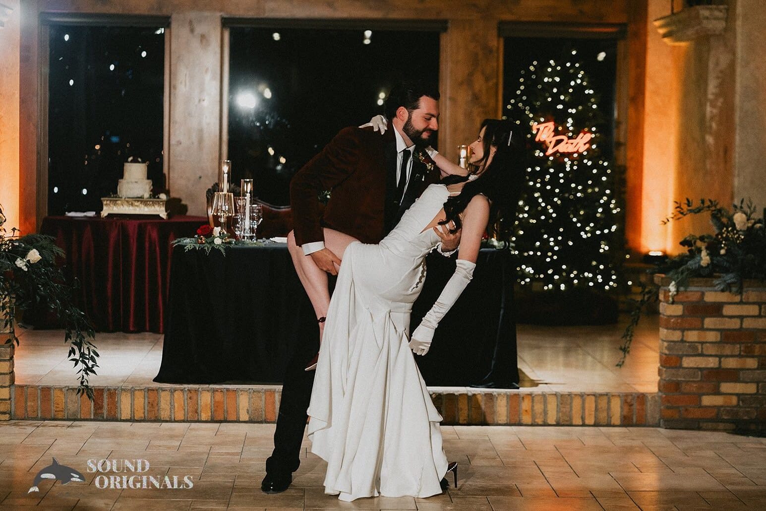 Della Terra Mountain Chateau Wedding // Madison + Jonathan -