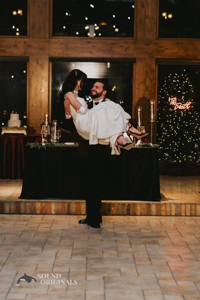 Della Terra Mountain Chateau Wedding // Madison + Jonathan -