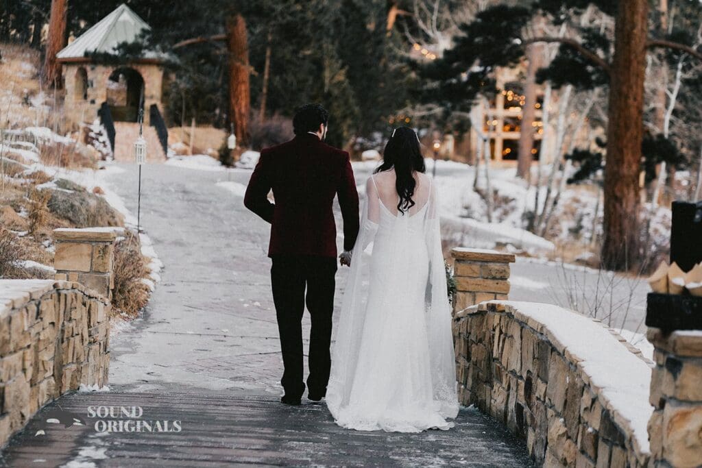 Della Terra Mountain Chateau Wedding // Madison + Jonathan -