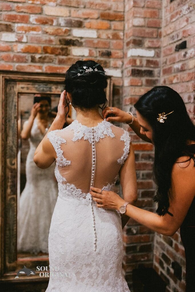 Historic 1625 Tacoma Place Wedding // Molly + Ian -