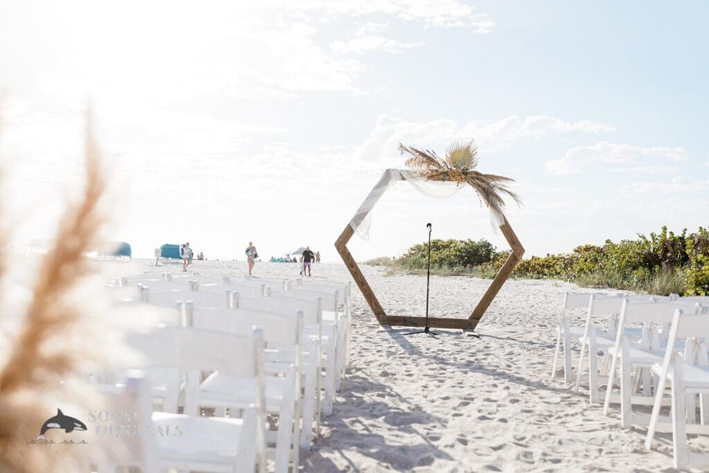 Postcard Inn on the Beach Wedding // Sidney + Preston -