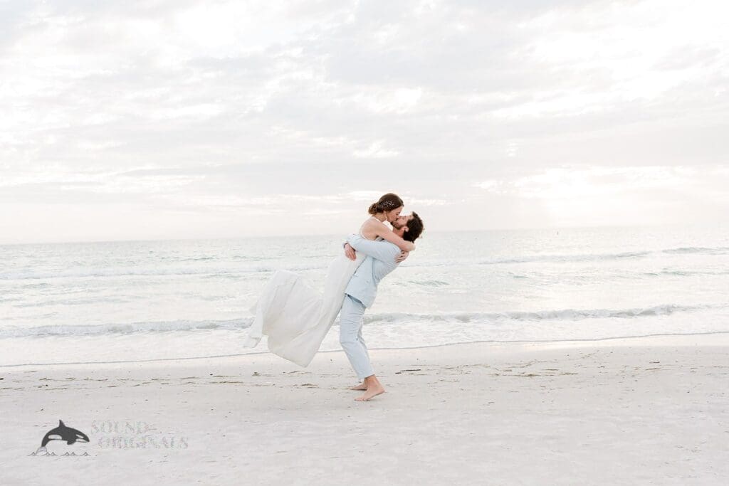 Postcard Inn on the Beach Wedding // Sidney + Preston -