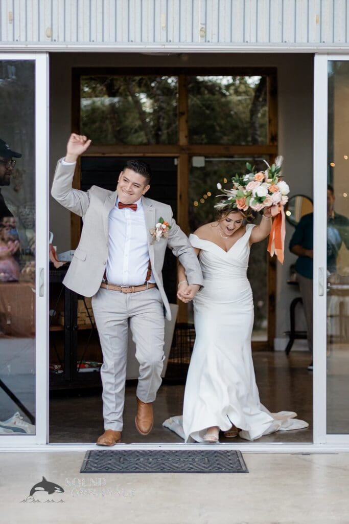 The Liney Moon Dripping Springs Wedding // Megan + Manuel -