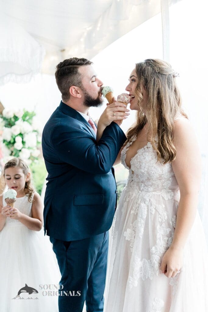 Salish Lodge & Spa Wedding // Amanda & Zachary -