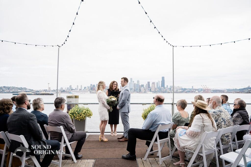 Salty's on Alki Wedding // Hannah + Isaac -