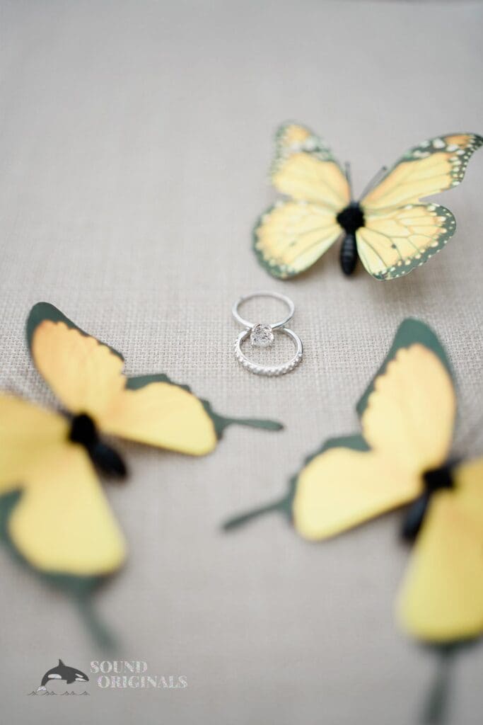 Salty's on Alki Wedding // Hannah + Isaac -