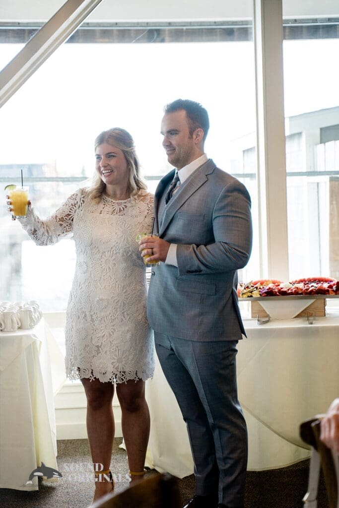 Salty's on Alki Wedding // Hannah + Isaac -