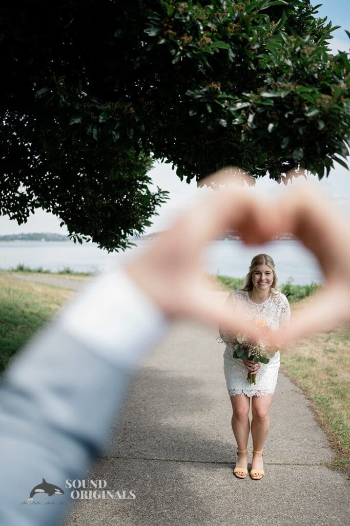 Salty's on Alki Wedding // Hannah + Isaac -