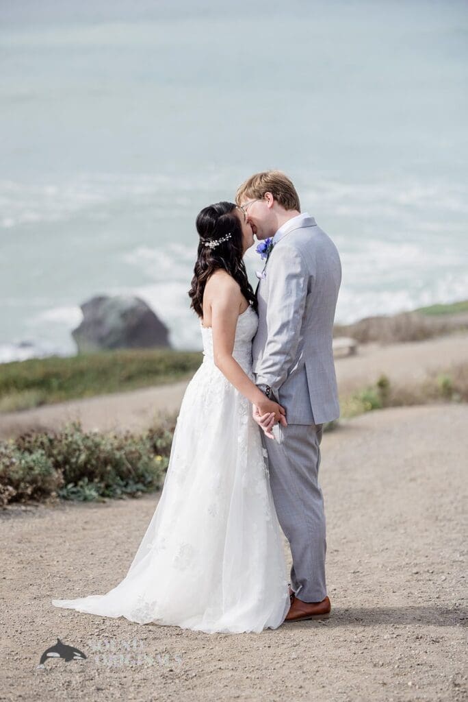 Jessica + Matthew Why Fall Is San Francisco’s Secret “Second Summer” for Wedding Photos -