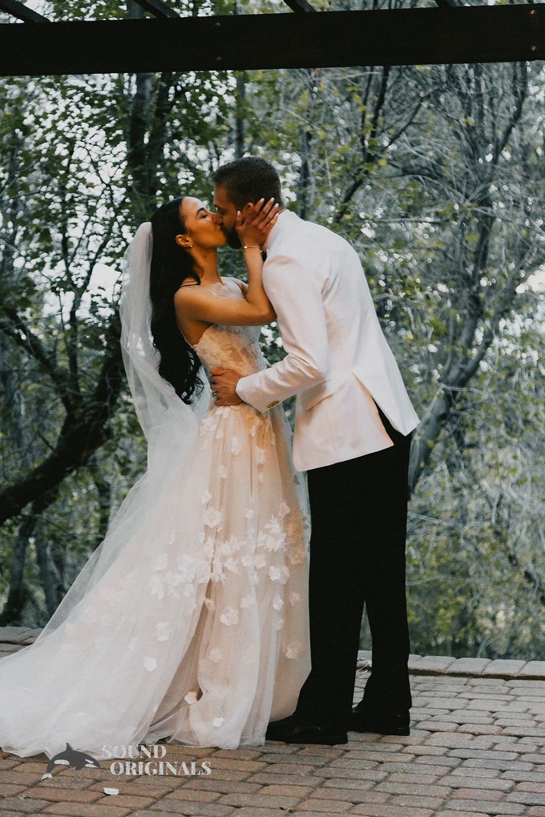 Robyn & Alex -
