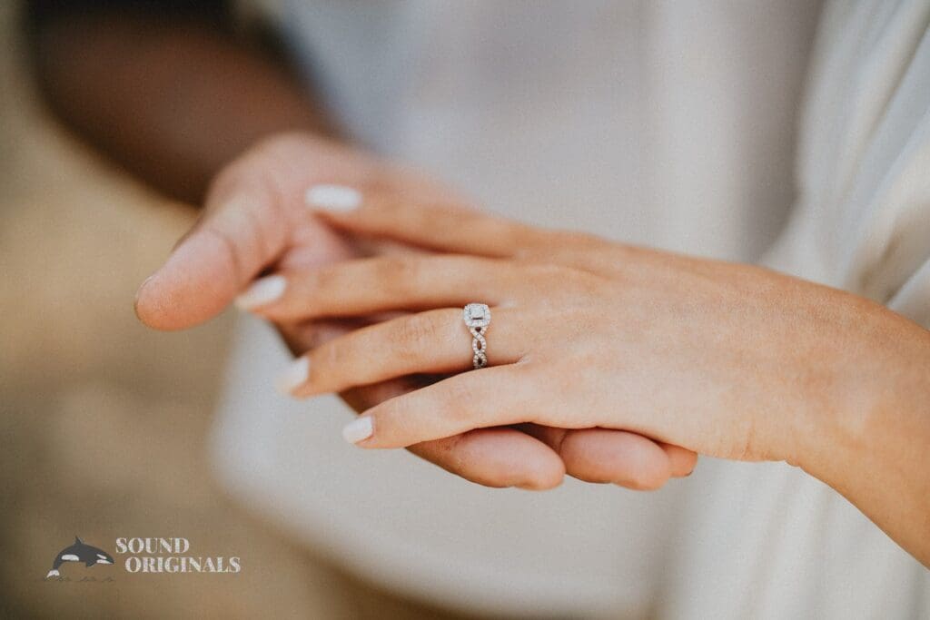 Ash + Chris Lincoln Park Engagement // Ash & Chris -